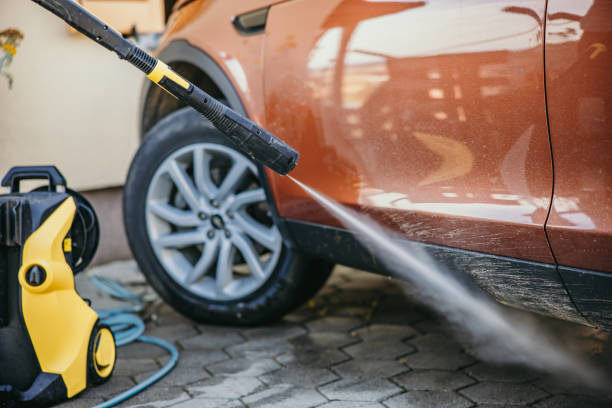 Best Pressure Washing Driveway  in Lansing, IL