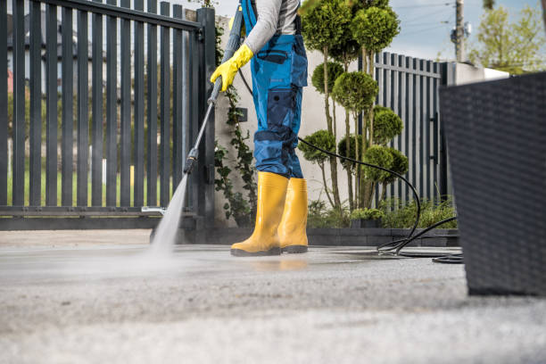 Why Choose Our Certified Pressure Washing Experts for Your Project Needs in Lansing, IL?